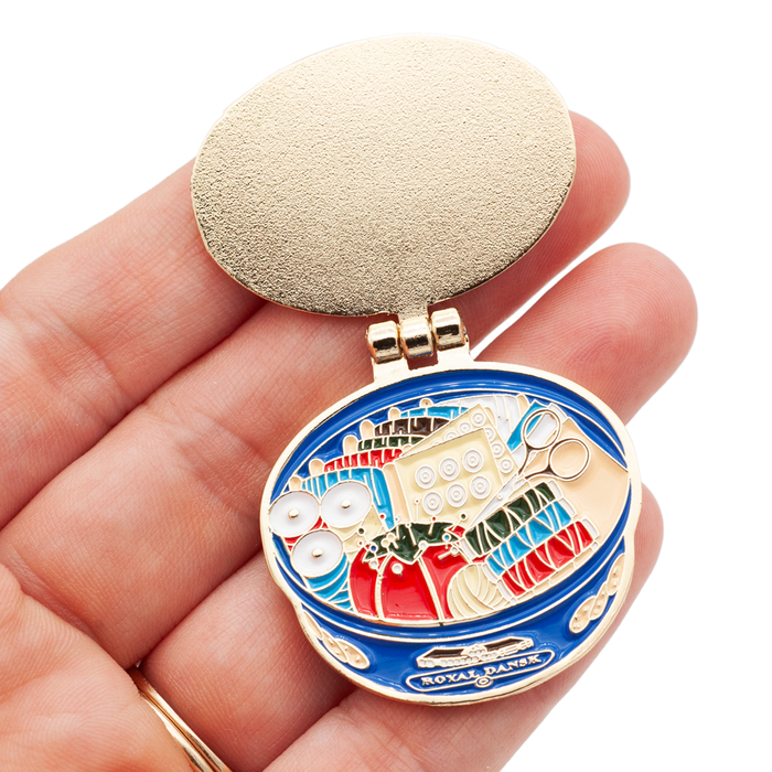 Grandma's Sewing Kit Needle Minder
