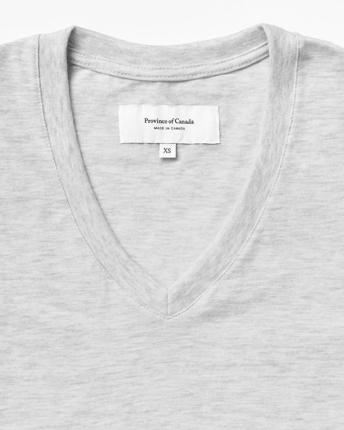 Made in Canada Friday V-Neck Tee Cloud 100% Organic Cotton - Province of Canada