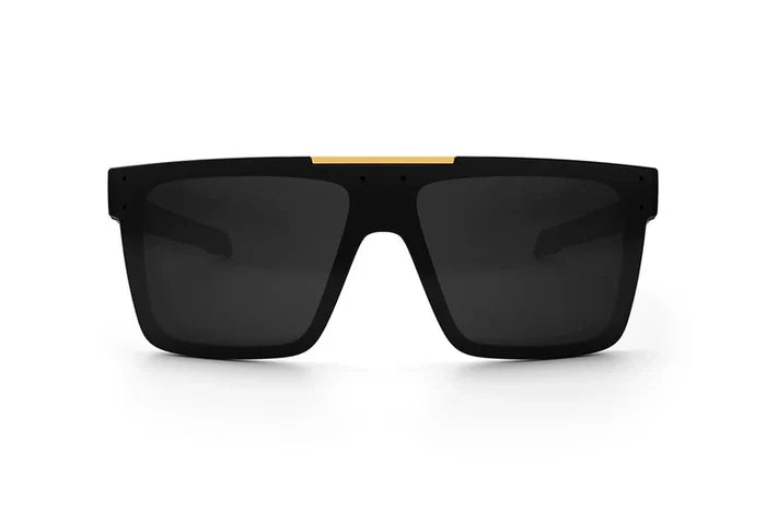Heat Wave Visual Performance Quatro matte black, front view of the polarized black lens