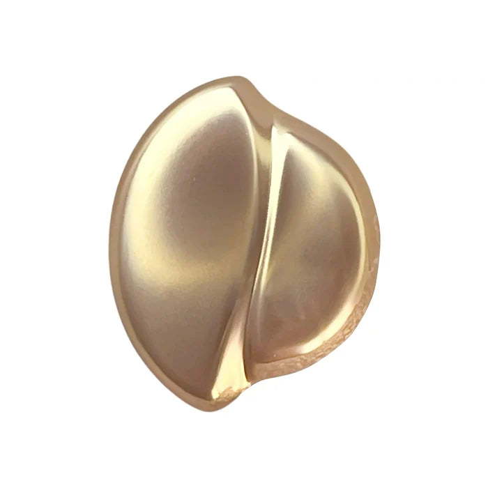 Buy Now Ani Accessories Split Bloom Buckle/Button – XL Size  with zooming image of the buckle  in the white background.