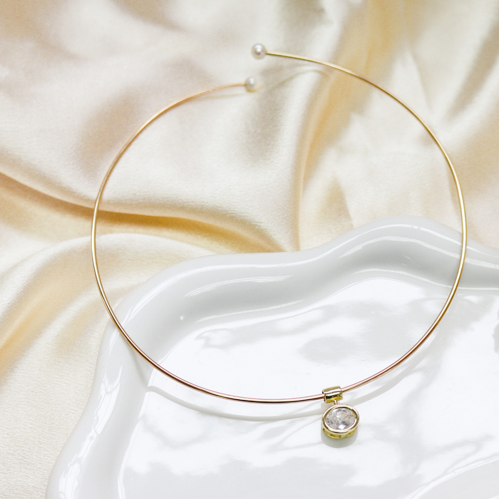 The Rise Cuff Necklace